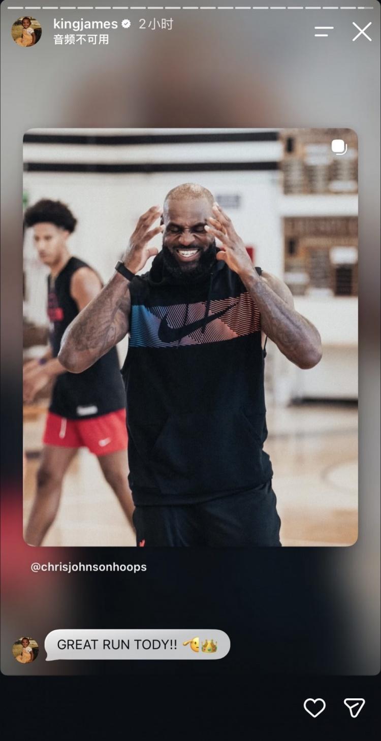 NBA的休赛期就是打磨技术高强度训练。著名训练师晒训练照片詹姆斯在列。42岁老人