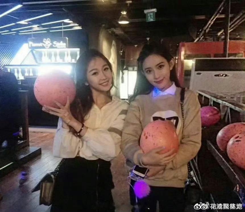 一欣一义 时隔多年，当年在一年级被骂惨了的虞书欣、孟子义，顶峰相见了 