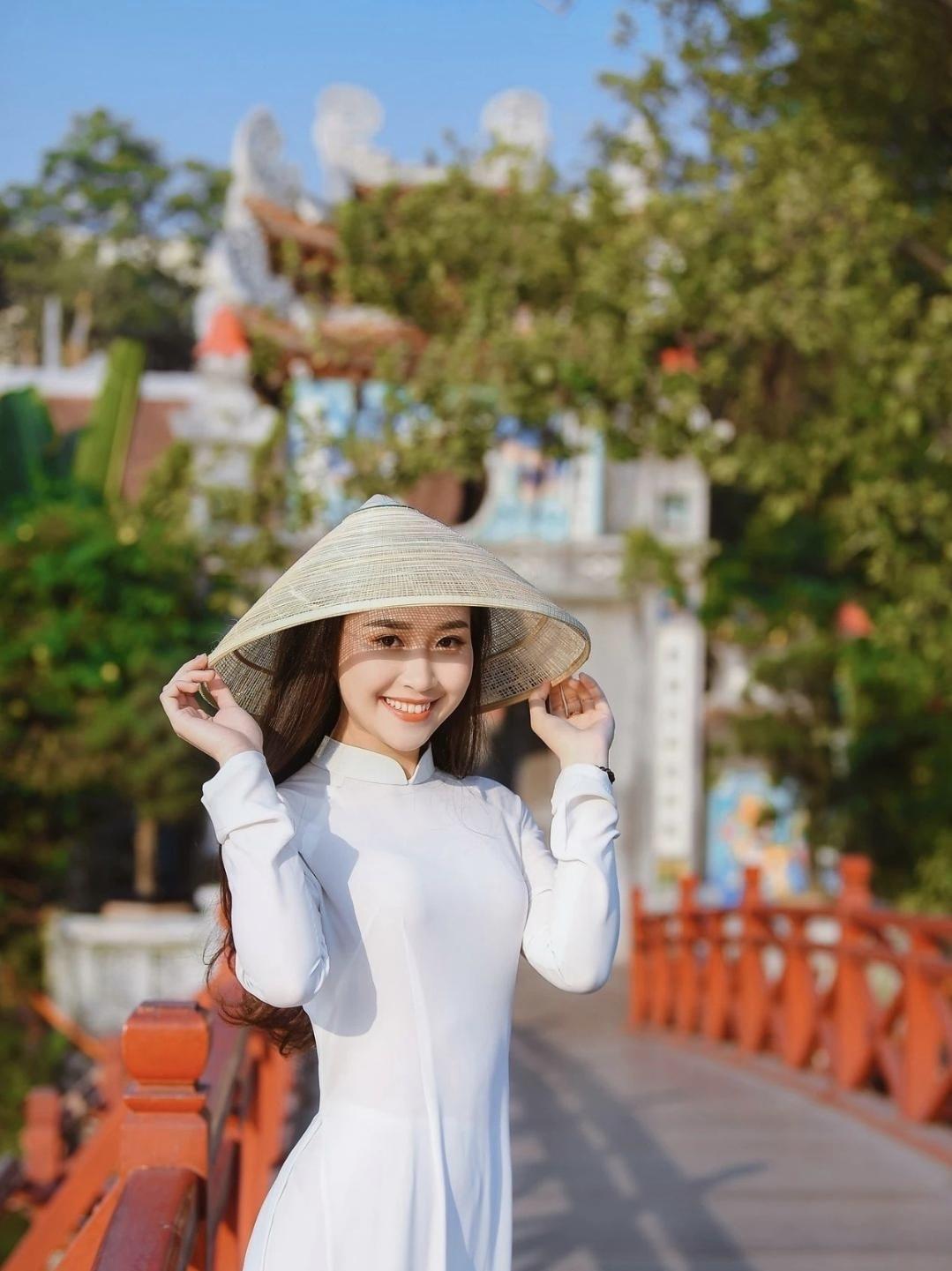 很多人以为中国人去越南是为了旅游、投资，其实真正最吸引眼球的并非这些，而是越南女