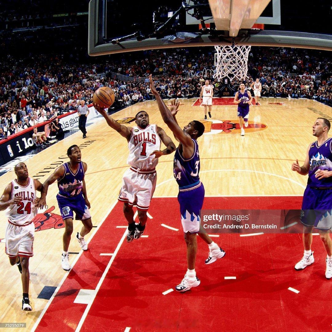Randy Brown Vs Chris Morris and1 Racer V
