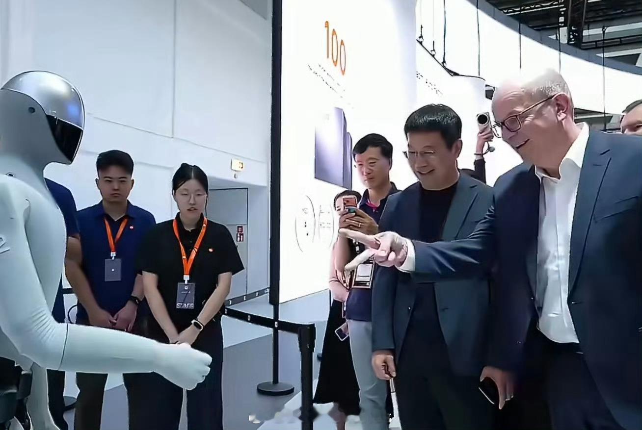 西门子在25年就加入了米家生态，现在米家宣布规模化进入欧洲市场，怎么不算一种双向