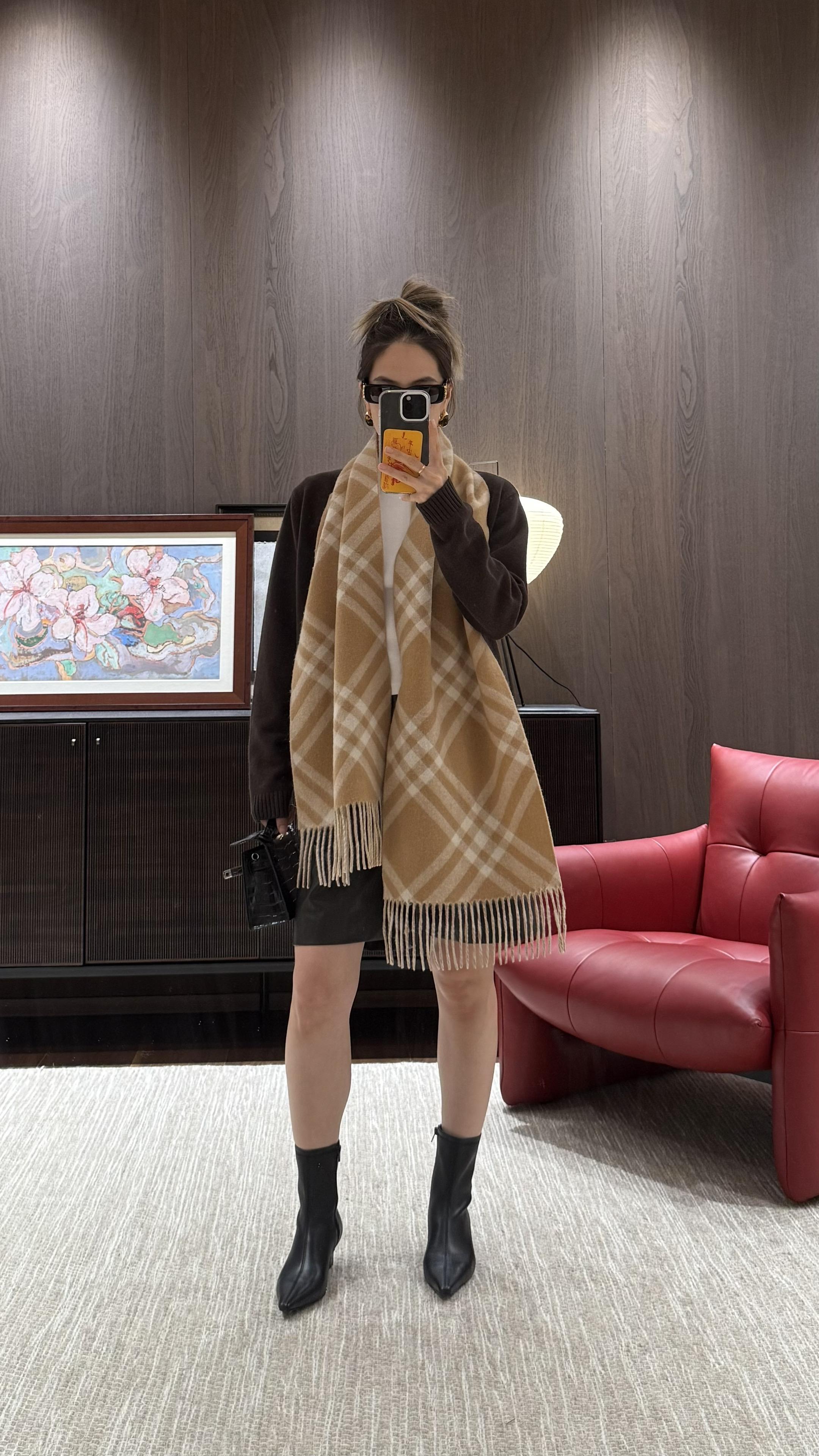 今年秋冬给自己的人设：气质女人。哪套是你心中的样子？