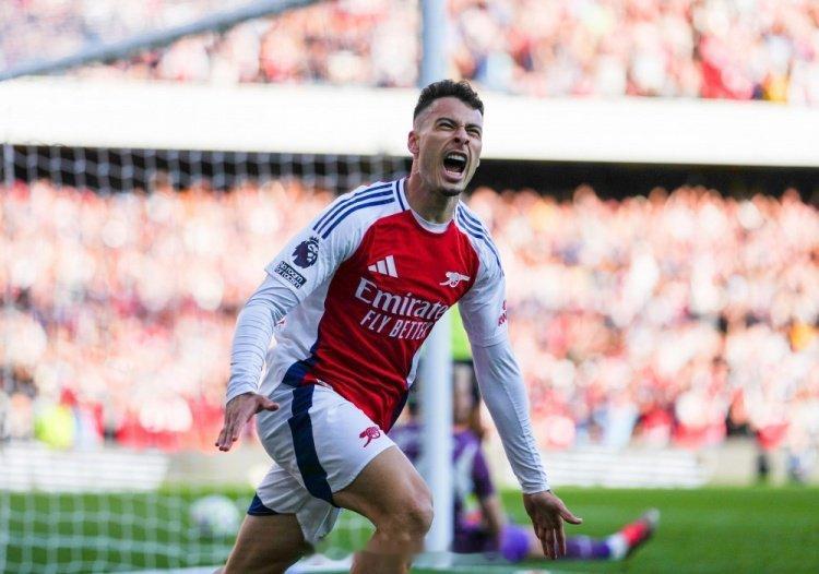 英媒GIVEMESPORT报道称，利雅得胜利有意引进马丁内利，利雅得胜利已向中央