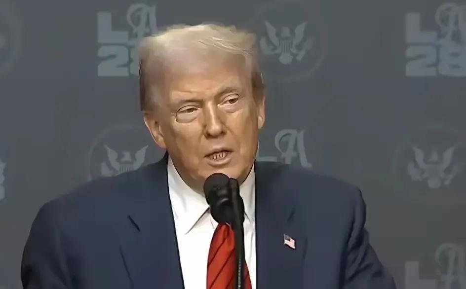老特变脸比翻书还快！俄罗斯制裁大戏演到第几集了？

善变的老特果然又变了。后天就