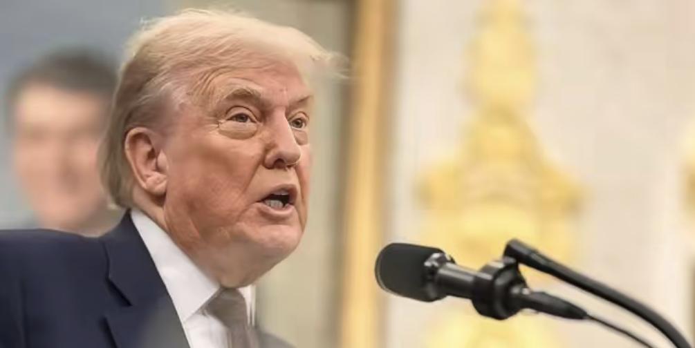 彻底甩锅了！特朗普认为拜登是“俄乌冲突”的罪魁祸首。
 
说实话，虽然特朗普平常