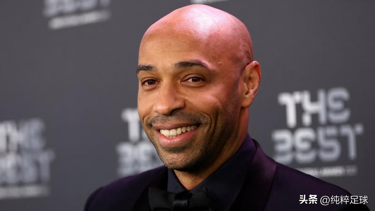 亨利能说会道，人缘又好，生财有道！

亨利目前通过媒体工作和投资每周收入约 10