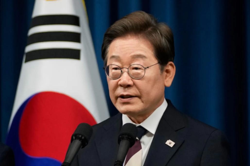 最近，李在明发问：“既然中国人不愿意买我们的东西，我们为什么还要非得硬凑上去？”