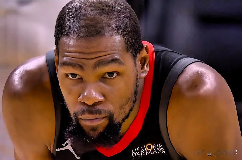 美国名记Brian Windhorst真是一针见血！火箭0-2落后一点都不冤
