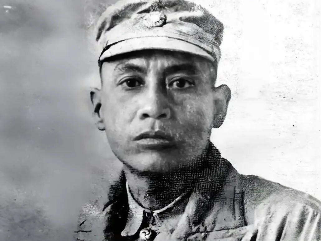 致敬广西狼王莫德宏！ 1938年台儿庄战役打响，莫德宏带领广西狼兵奔赴前线。面对