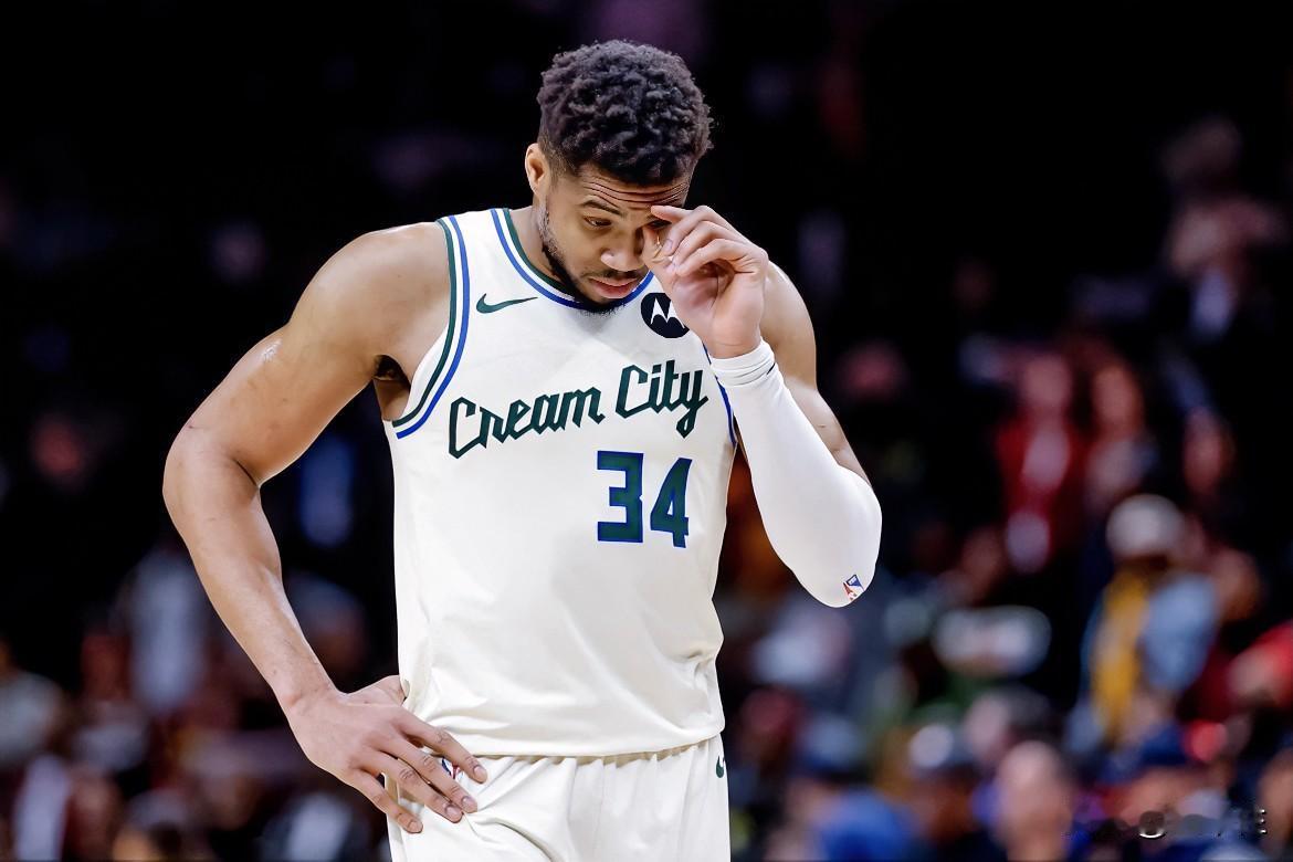 雄鹿惨败雷霆，唏嘘啊！

1，江湖上一代新人换旧人，竞技体育就是这么残酷！很难想