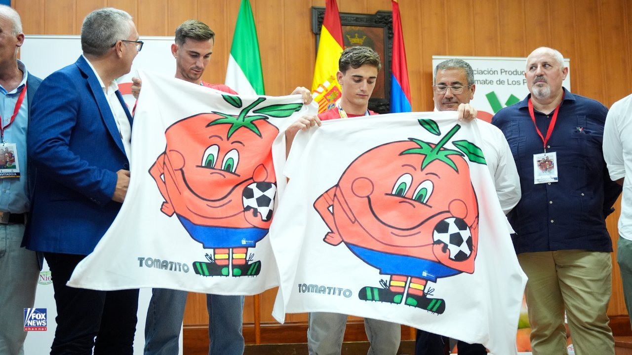 2026美加墨世界杯赢得 FIFA 世界杯可不只是在西班牙一座城市拿到一座奖杯那