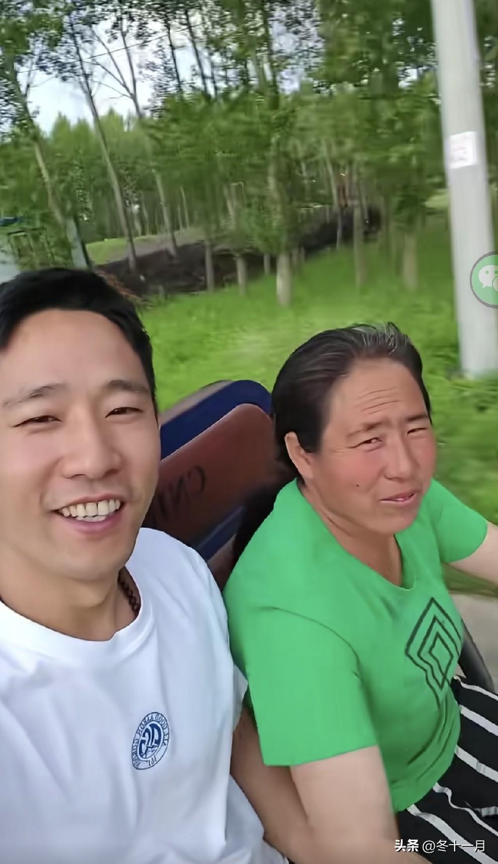 林德东回到了老家——黑龙江绥化。在姐姐家，他过得很踏实，长姐比母，他虽然没有了父
