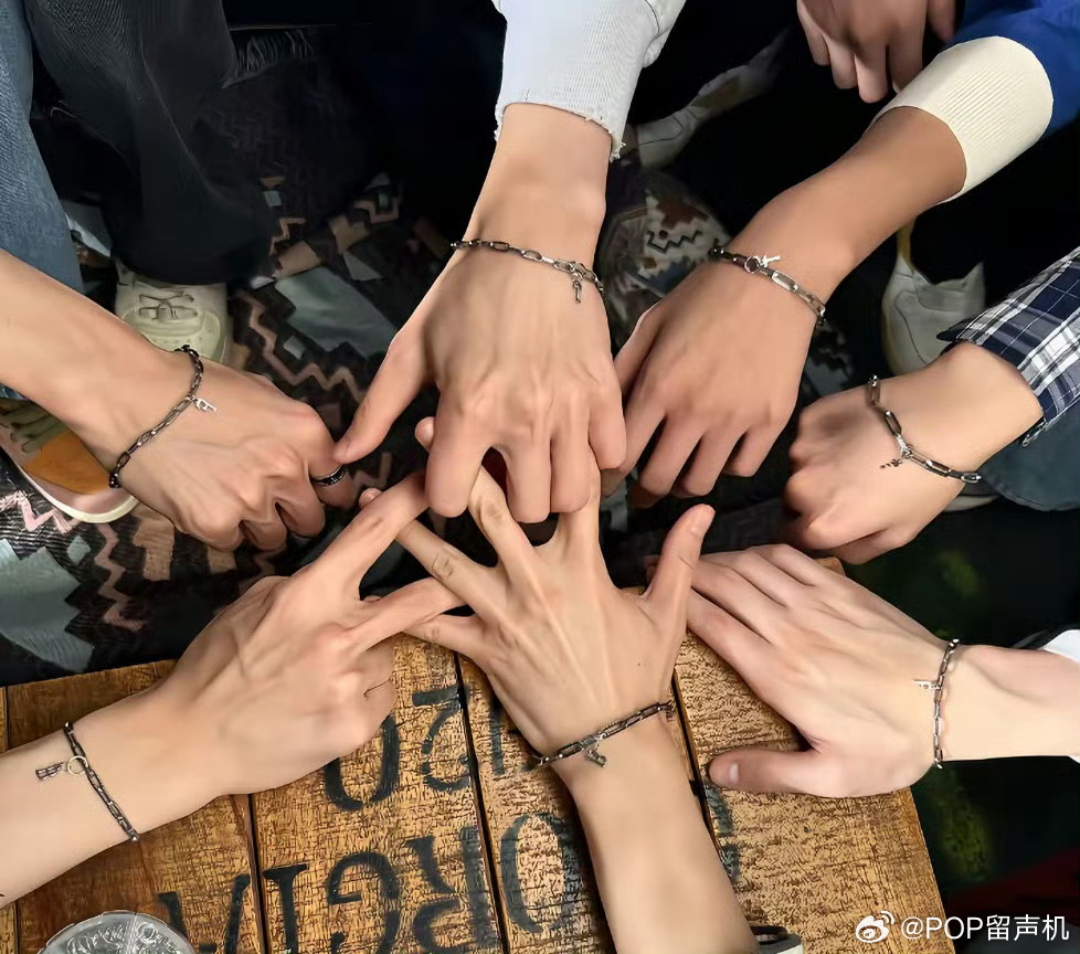 李马克解约退团李马克等一下，把你小拇指留下 