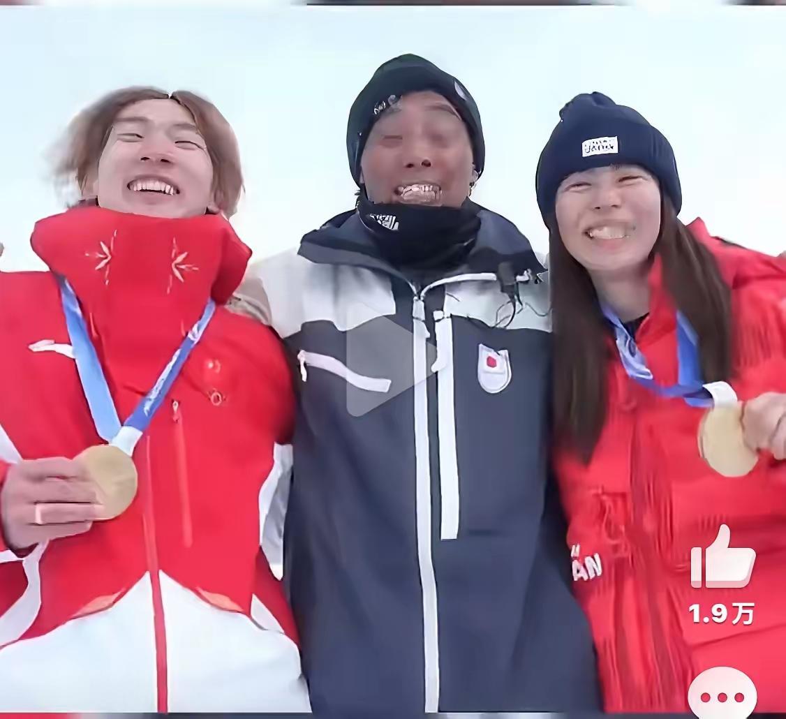 佐藤康弘日前在中国社交媒体发表感言：感谢中国政府、中国人民，允许他在执教日本选手