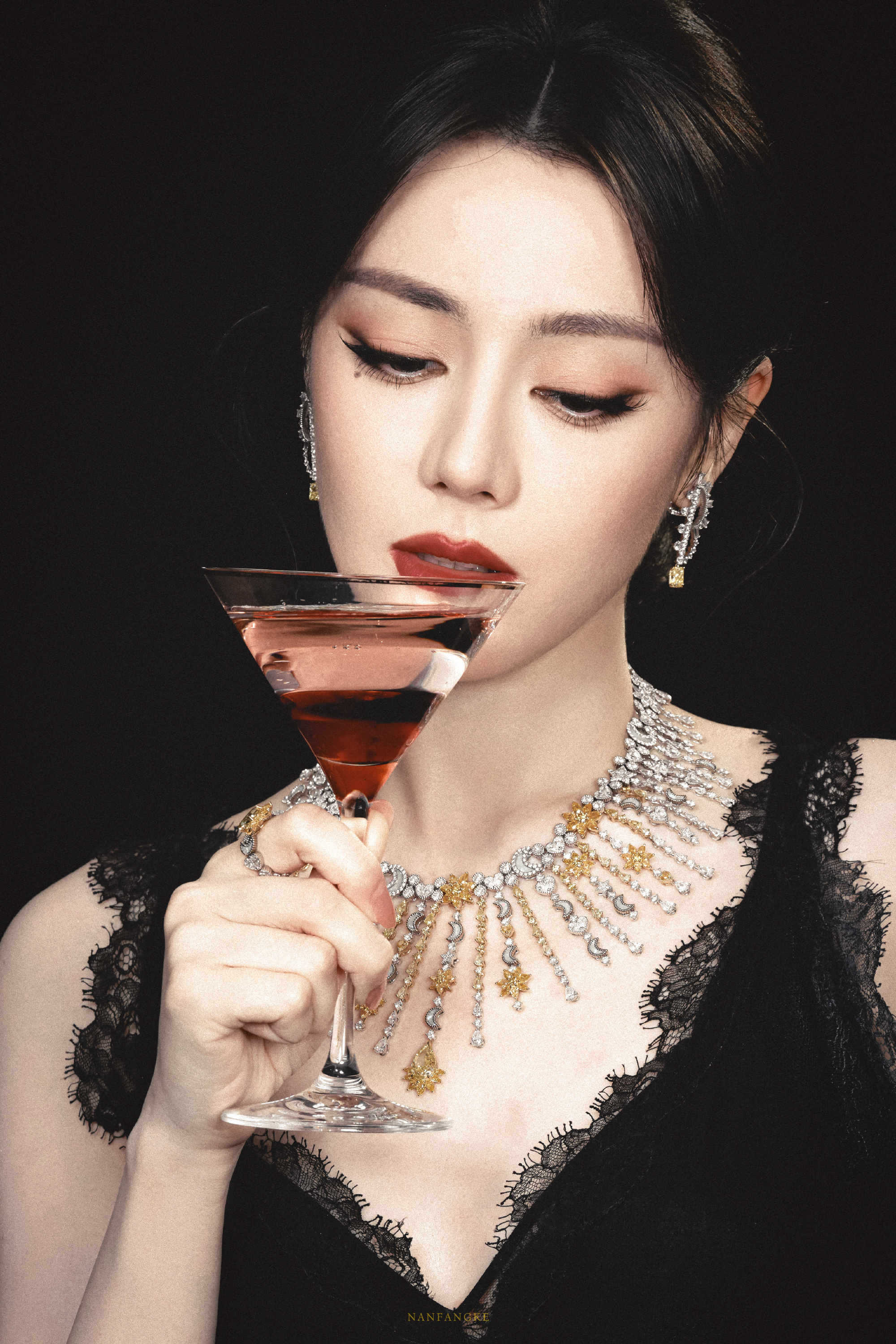 真想给这个迪丽热巴跪下 真想给这个迪丽热巴跪下！ 