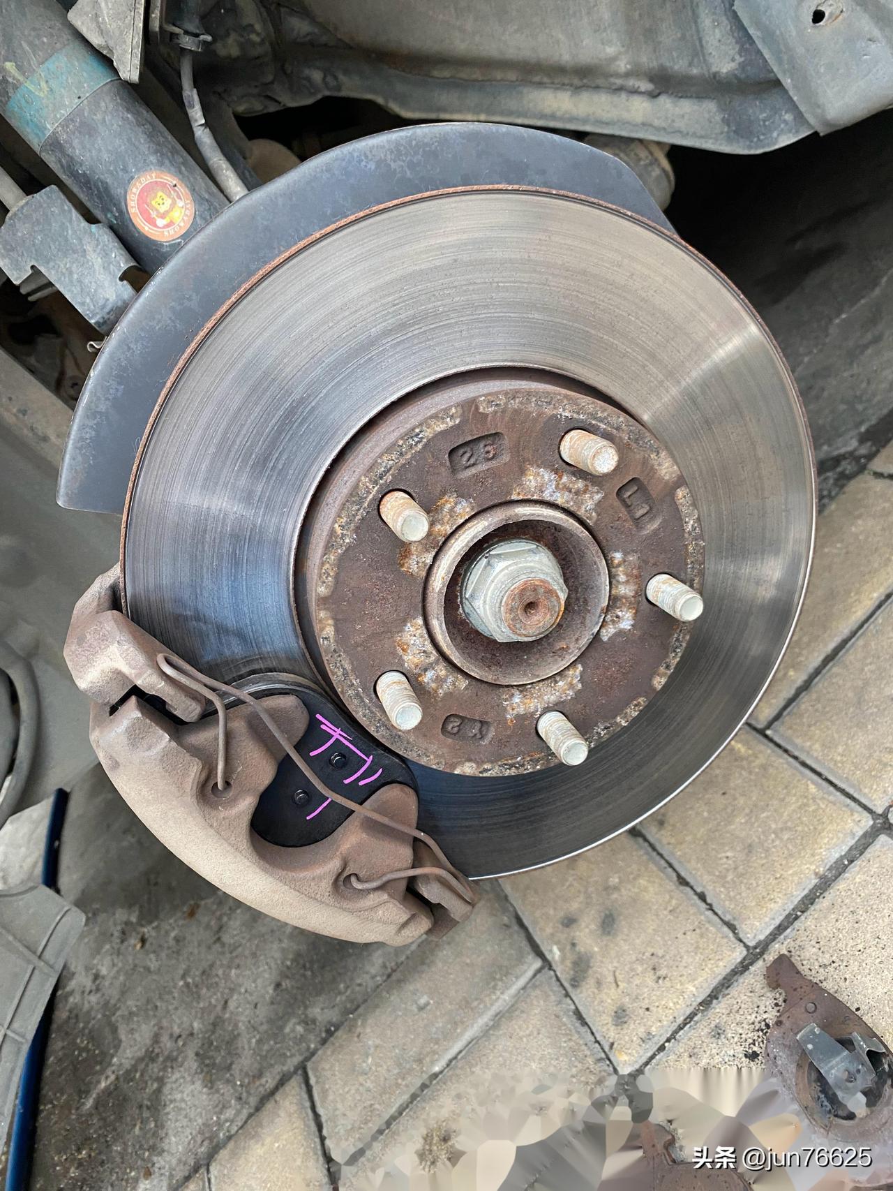 来自太空的礼物
太空技术好像距离我们十分遥远。殊不知，越来越多的太空技术已经应用