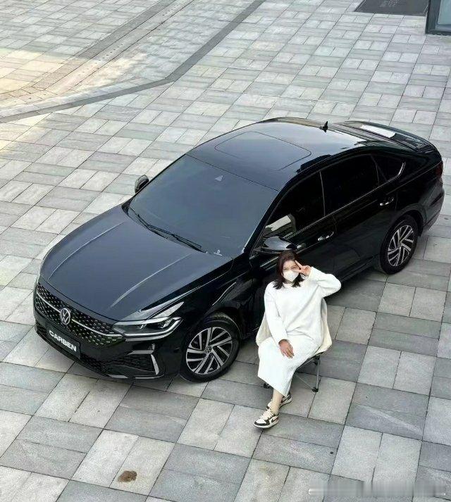 上汽大众40周年  四十年少再出发   我和上汽大众朗逸的故事 🚗✨从遇见你的