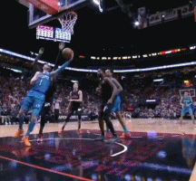 以防你不知道，三球不是第一次了三球拉到阿德巴约脚踝NBA