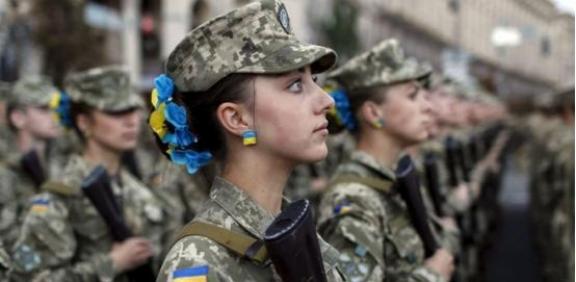 俄乌战争，如果俄罗斯输了，未来几代人可能会背上天价战争赔款，国家元气大伤，难以翻