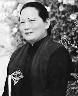 1981年，宋庆龄病危，中央专门派出了最好的医疗小组去给她诊治，躺在病床上的她，