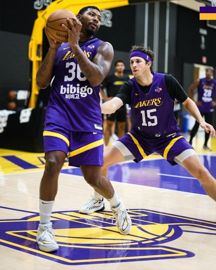 竟然忘了斯玛特在湖人。看着瘦了？nba季前赛 ​​​
