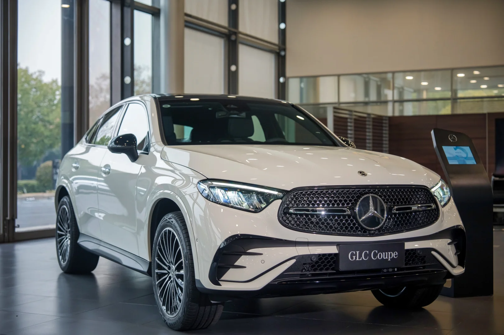 可惜你不开GLC coupe,也不懂GLC coupe