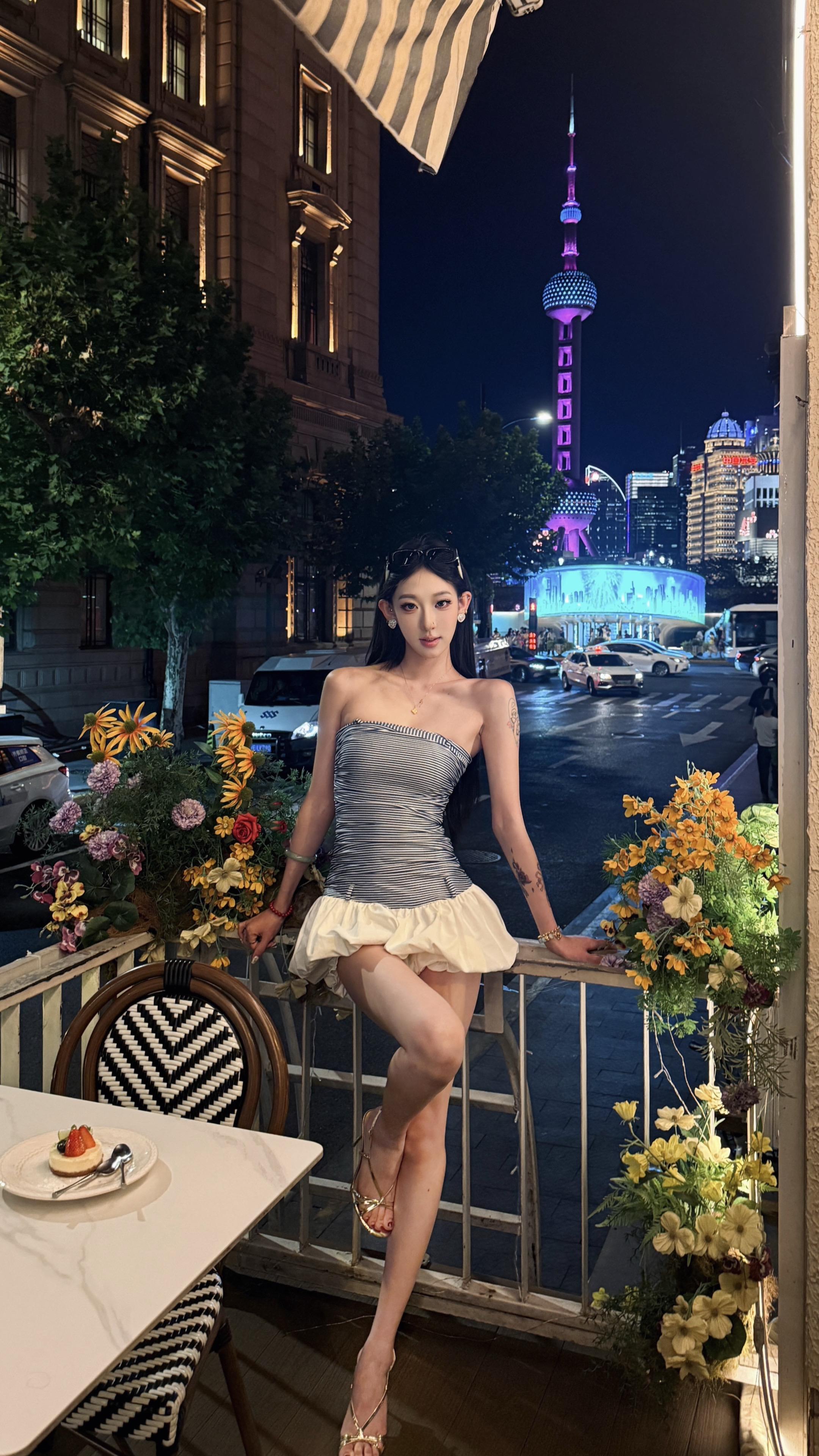 喝酒就喝酒 老是问我有没有老公 难道你要和我老公喝吗