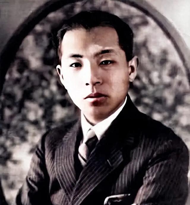 1991年，张学良在接受哥伦比亚大学专访时说：“除了毛泽东，换了谁领导长征都走不