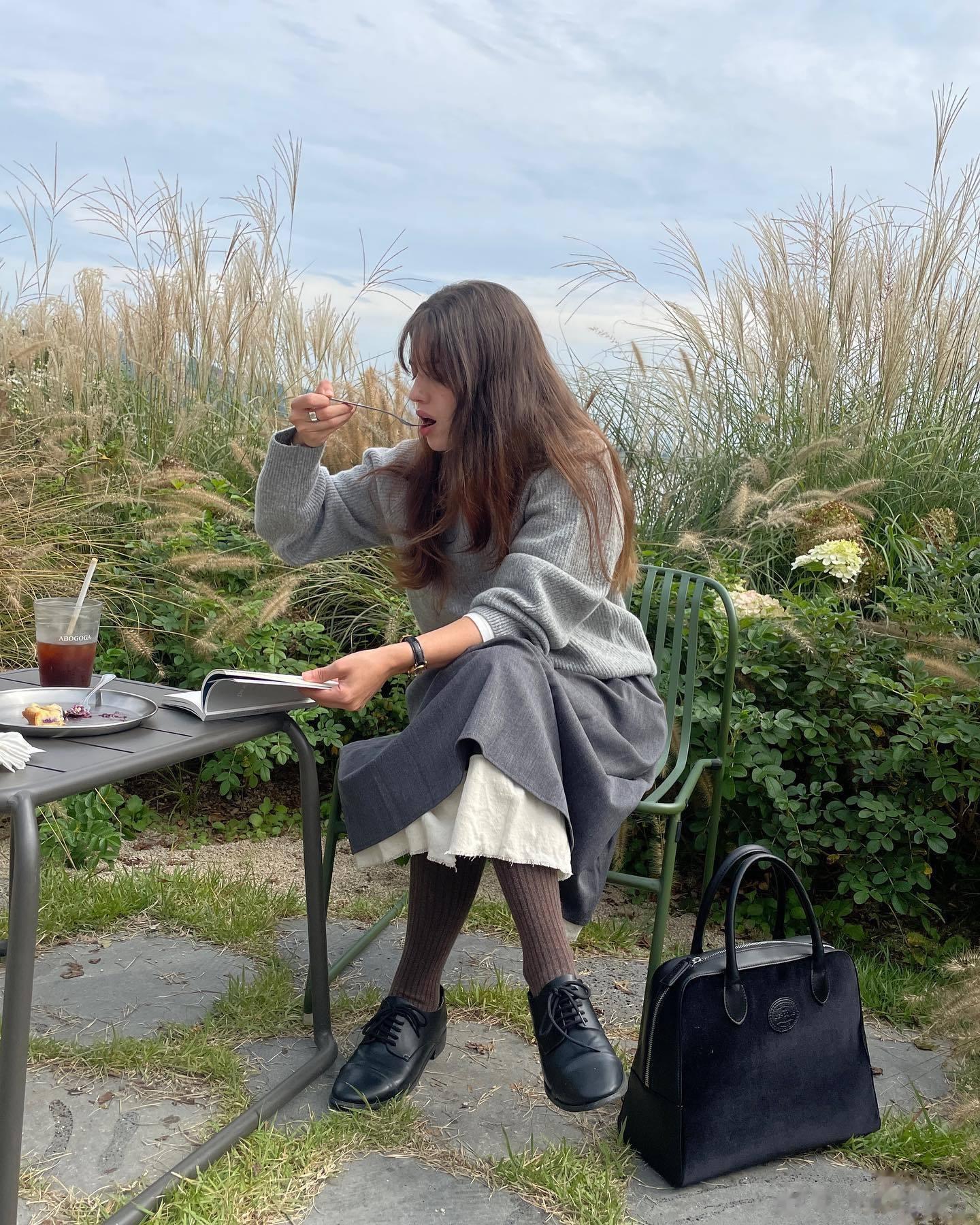 Amira  Relaxing weekend looks ☺#Ins# ​​​