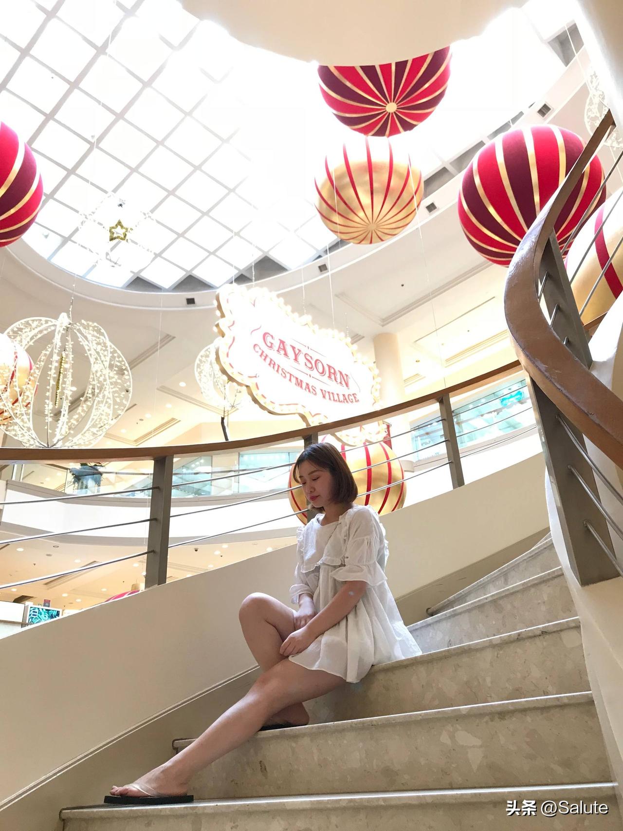 在Gaysorn圣诞村，感受节日的温暖与浪漫
