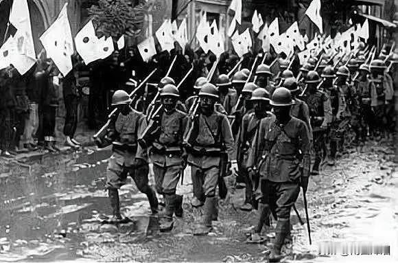 1932年12月初，率领800余人的抗日武装首领“三江好”罗明星，以烟筒山北约十