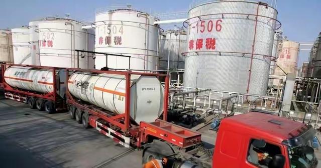 眼看中国宁可把石油卖给越南也不给自己，日本方面要眼红了

最近这几天，路透社在4