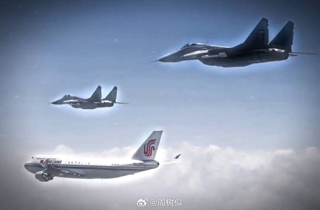 16年，塞尔维亚空军的米格29战斗机只剩下4架能够升空，可还是起飞了3架为专机护