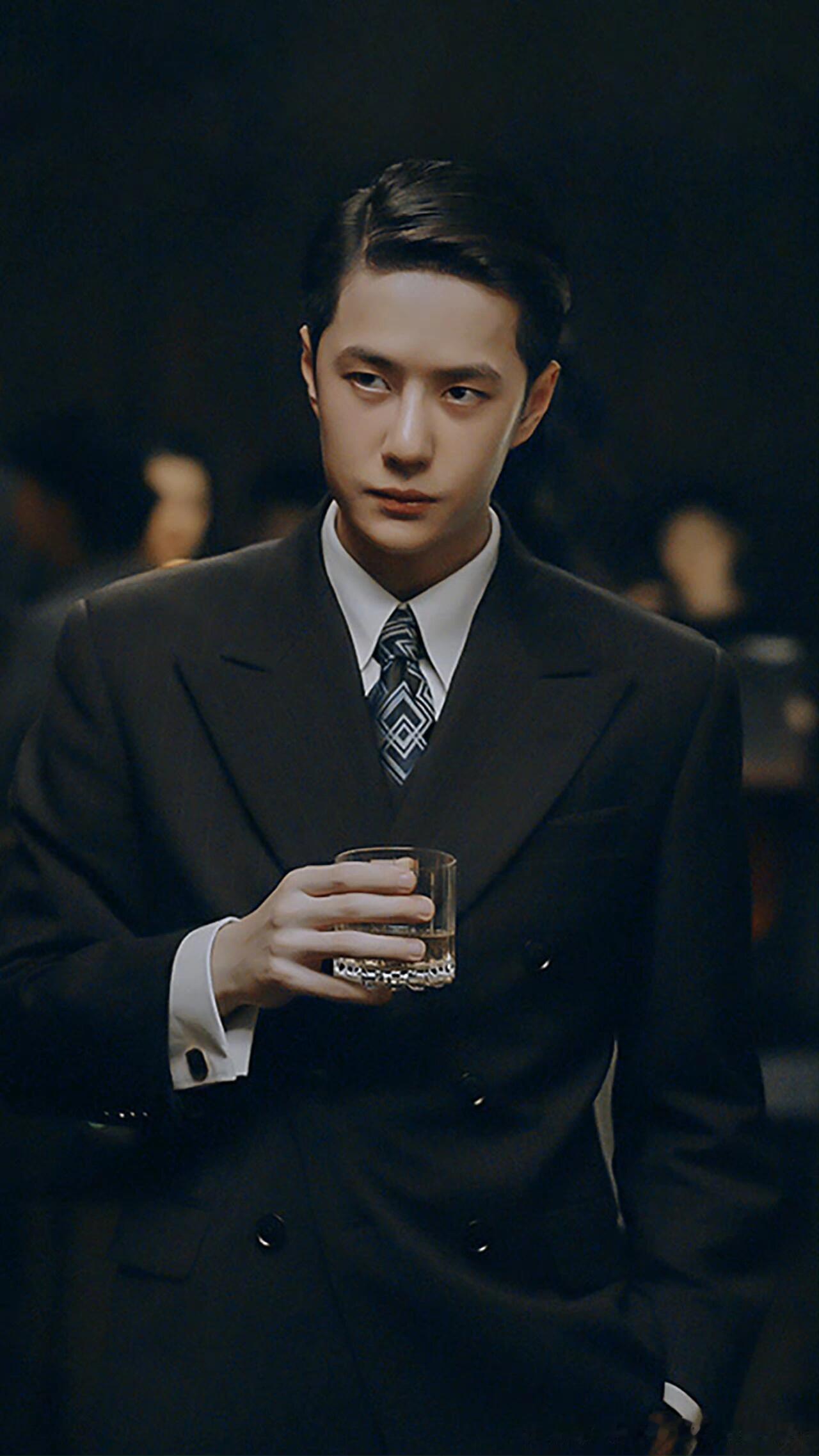 电影无名上映三周年王一博叶先生三周年  电影无名上映三周年，是遇到王一博叶先生第