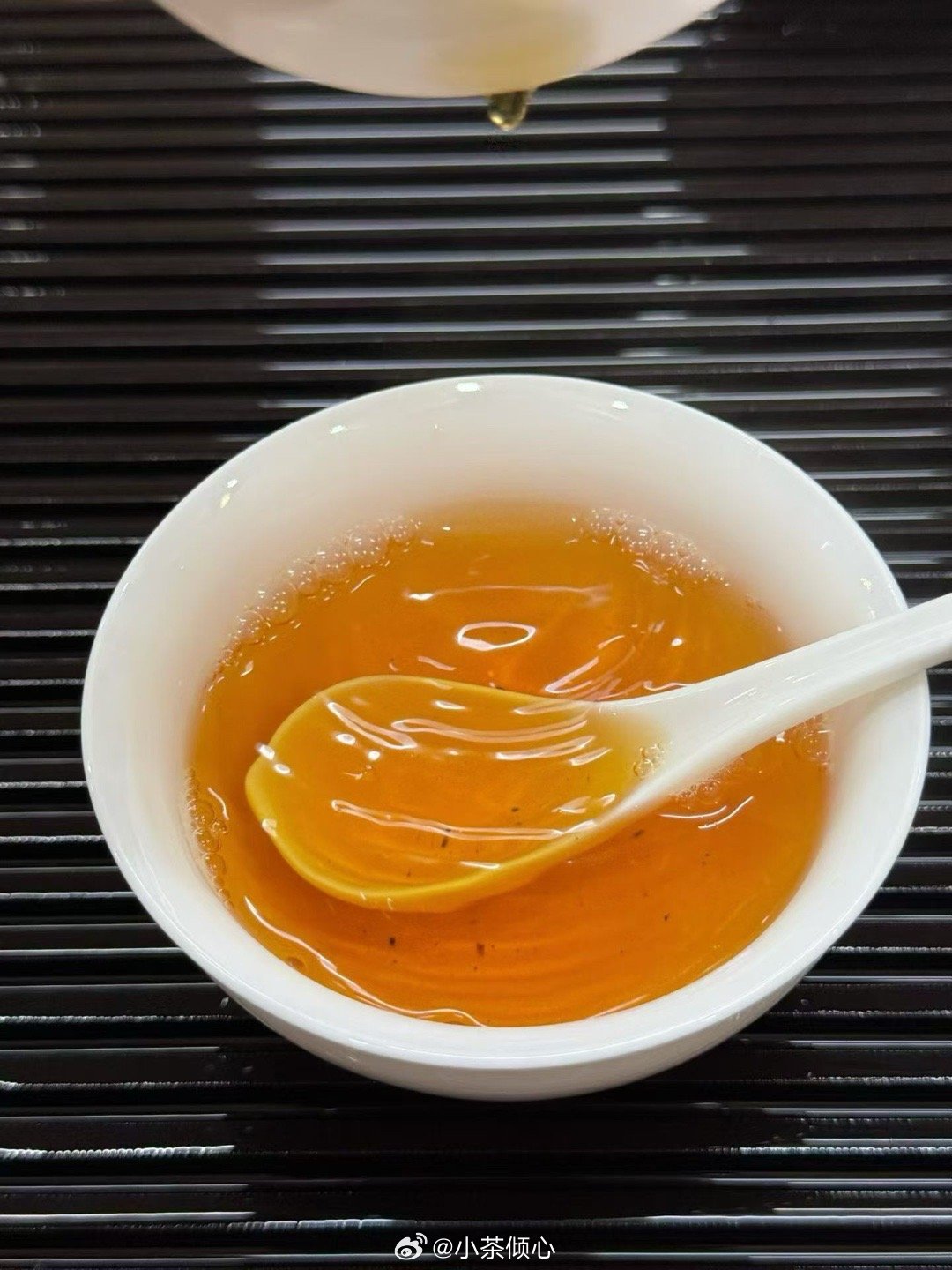 人这一生所有相逢都自有缘由，贵人扶你一程，磨难渡你心性，接纳所有得失，方能内心安