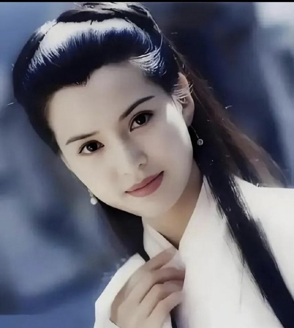 天猫叶黄素TOP1竟是假洋牌，李若彤等多个明星代言该产品翻车，大家纷纷发声明道歉