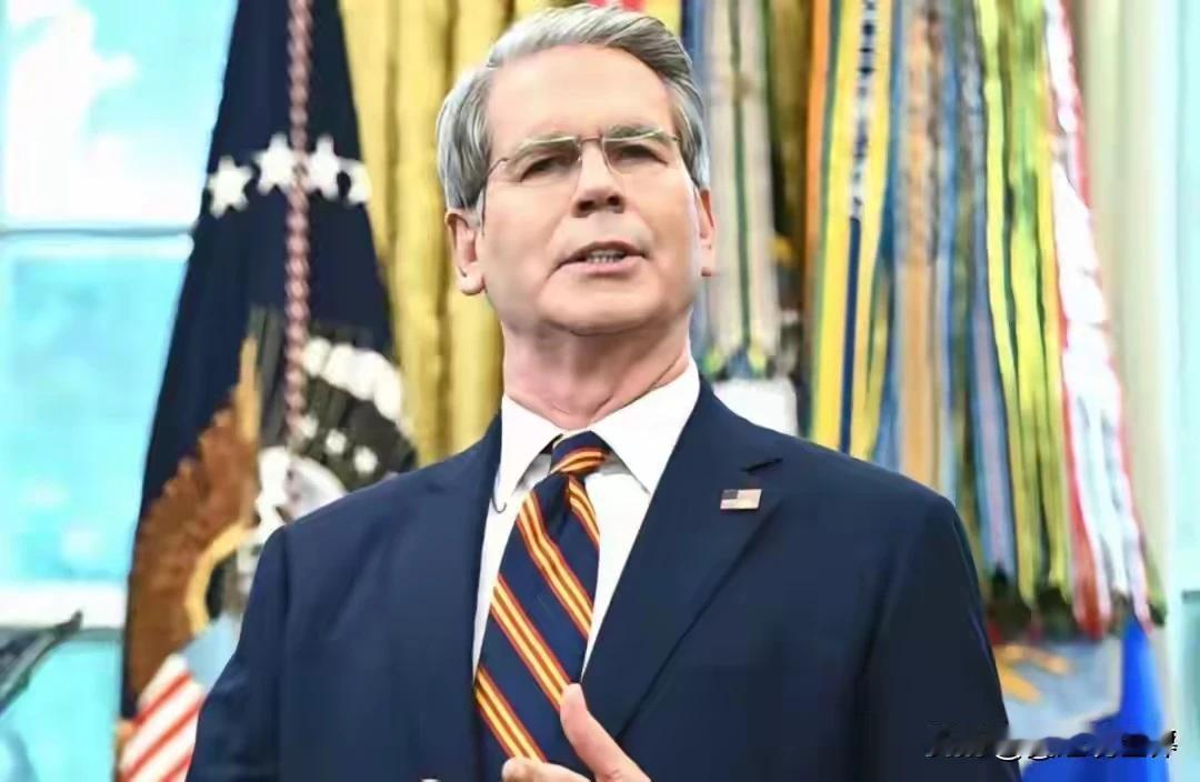 中国实力让美国前所未有地“紧张”了。美国财长最近在镜头前坦言，中国是现代史上美国