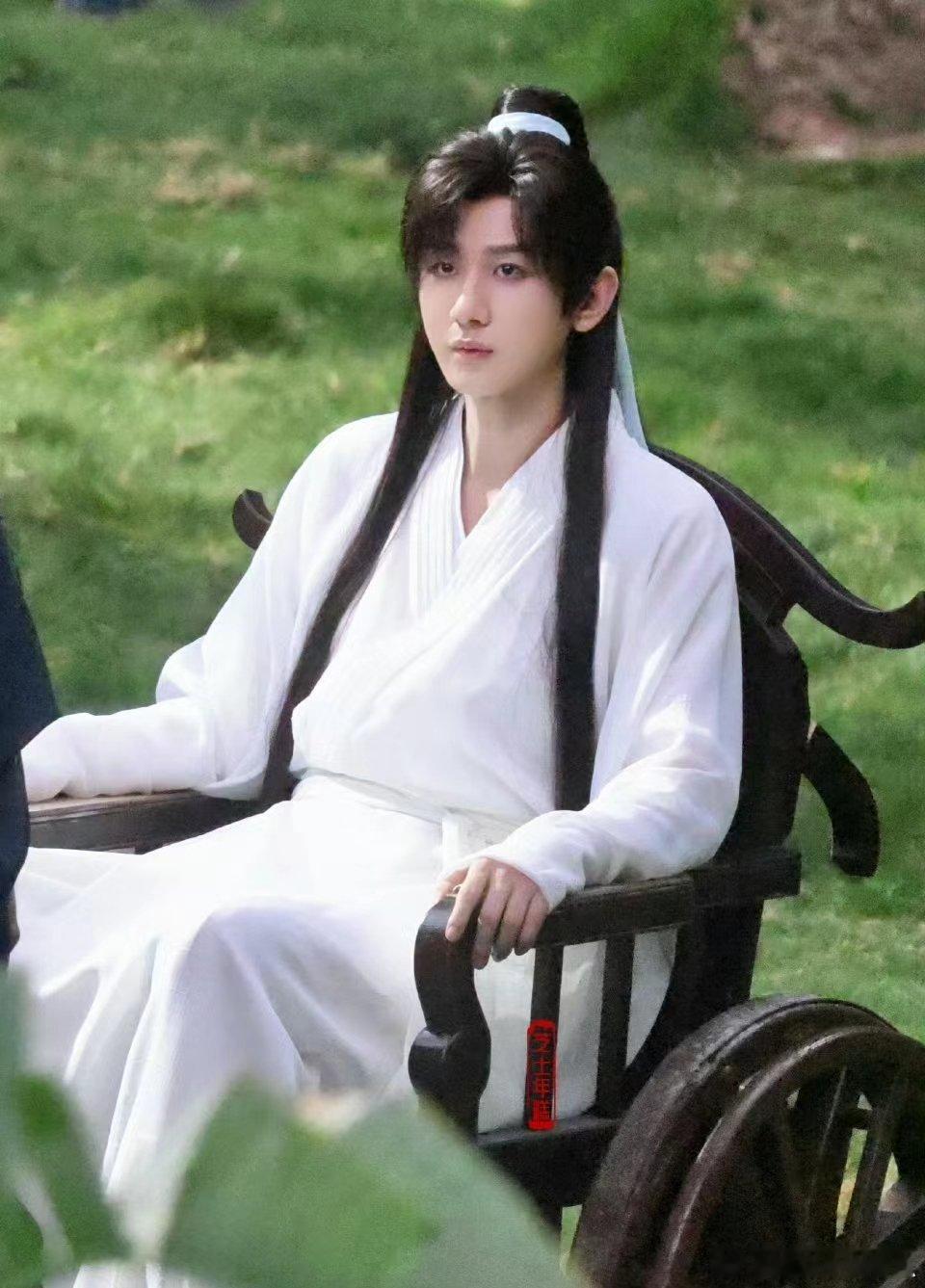 成毅这个眼神戏还是很好的，看的人心疼 ​​​