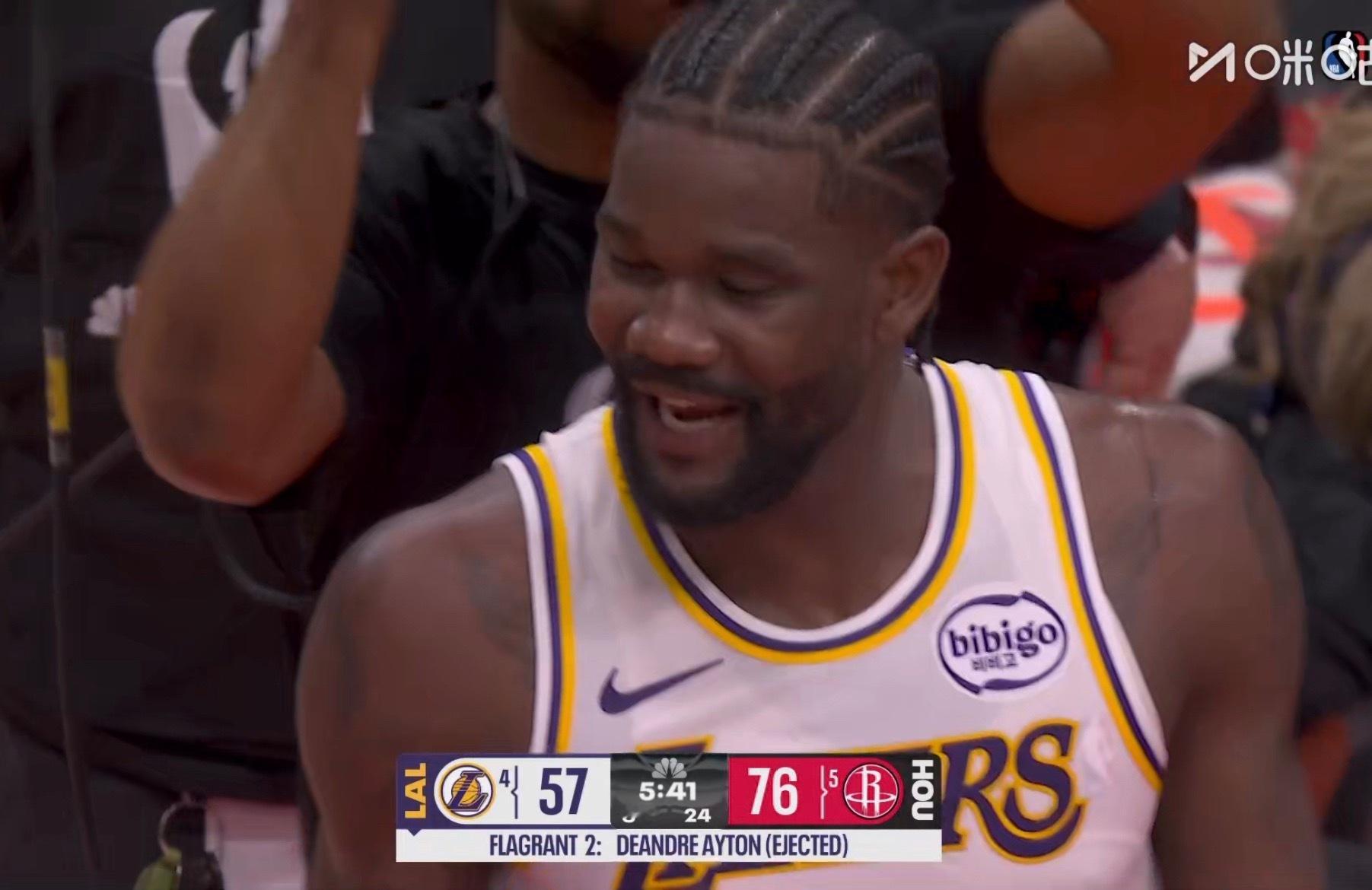 艾顿二级恶意犯规。被驱逐了。 湖人vs火箭