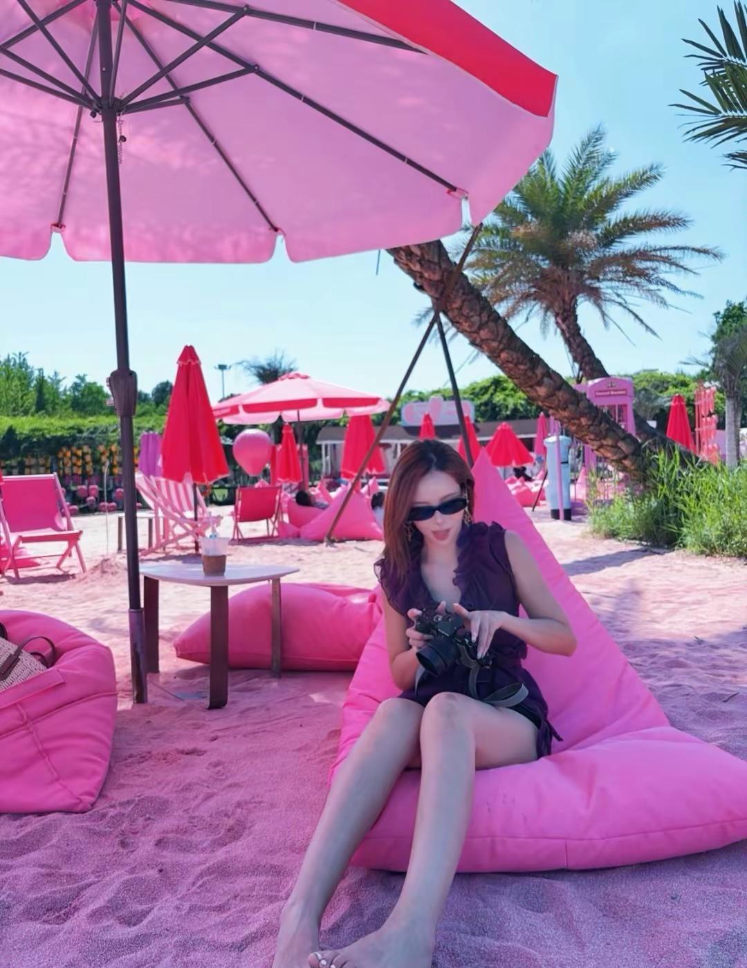 六一快乐🎊 拿捏夏天氛围感美照 度假氛围感ootd 沙滩穿搭 轻松出片的ins