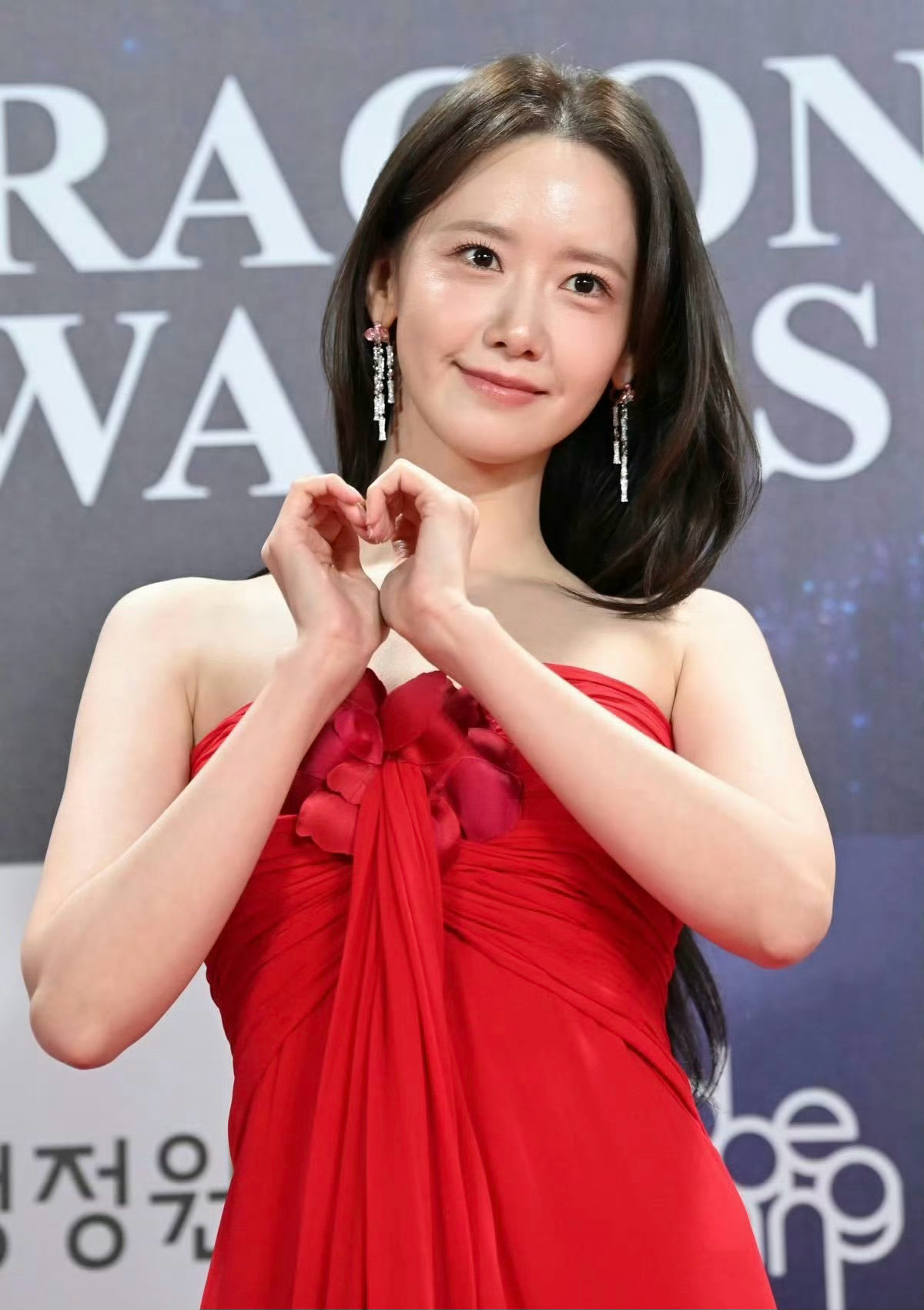 林允儿参加活动的生图，状态怎么样？