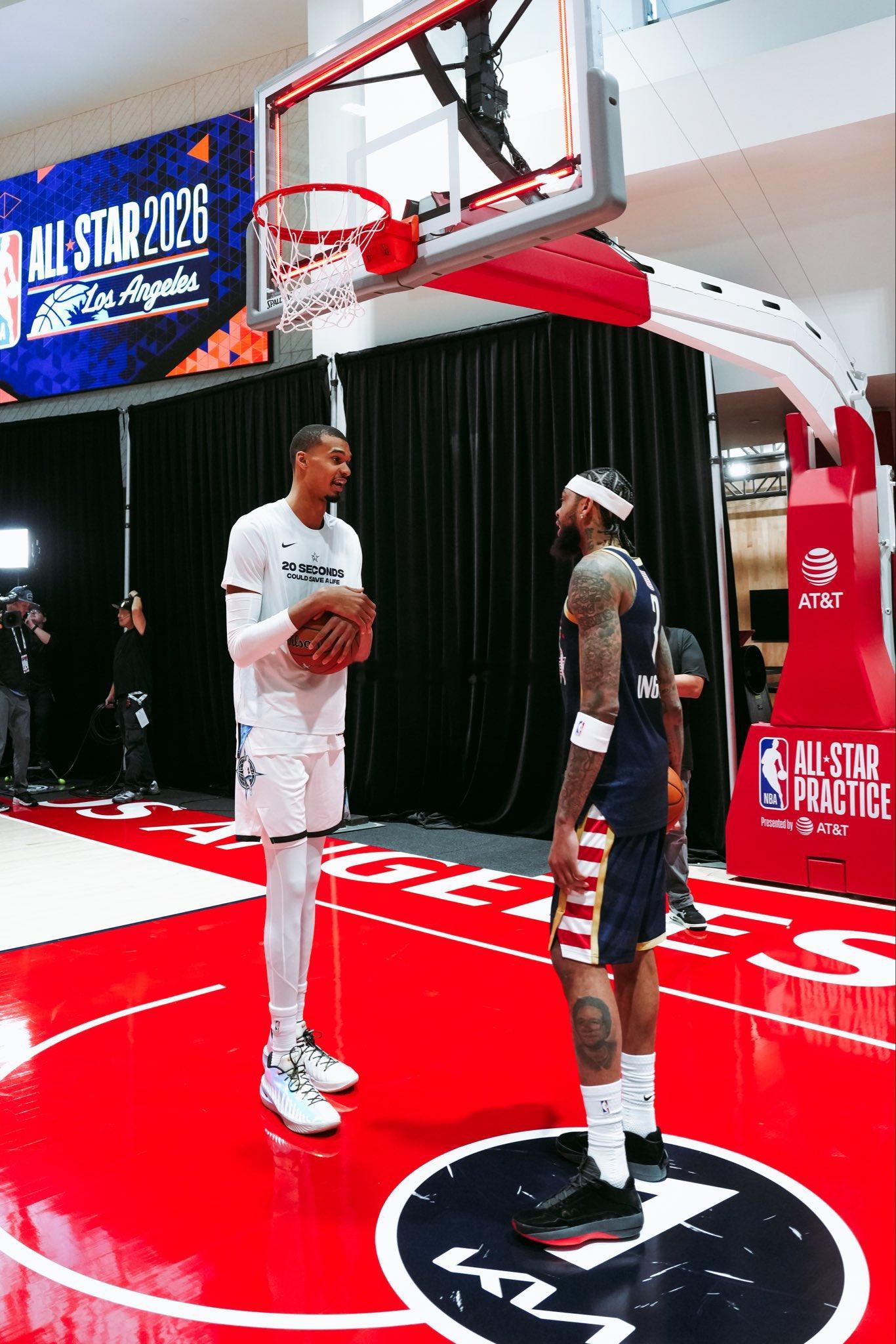 两个细长条的同框～ 