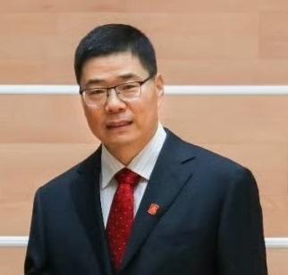 昨天晚上，看辽粤大战深受感触和启动发，所以斗胆给中国篮协郭主席提个建议：
事情是