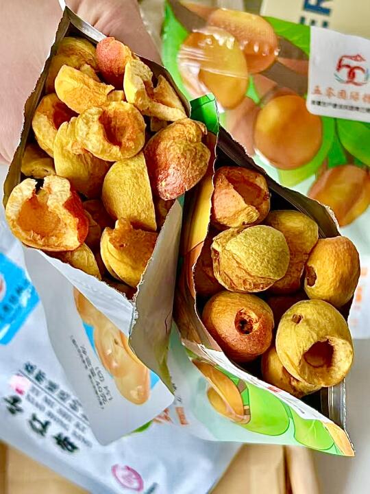 日子好起来了！坐家里吃新疆水果