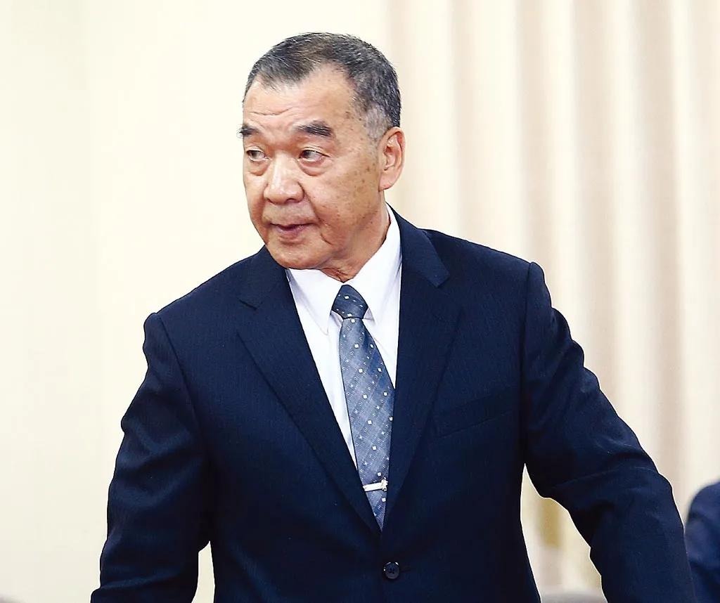 大陆军机绕台后，邱国正急喊避战，不敢再提“第一击”

近期，台“防务部门”负责人