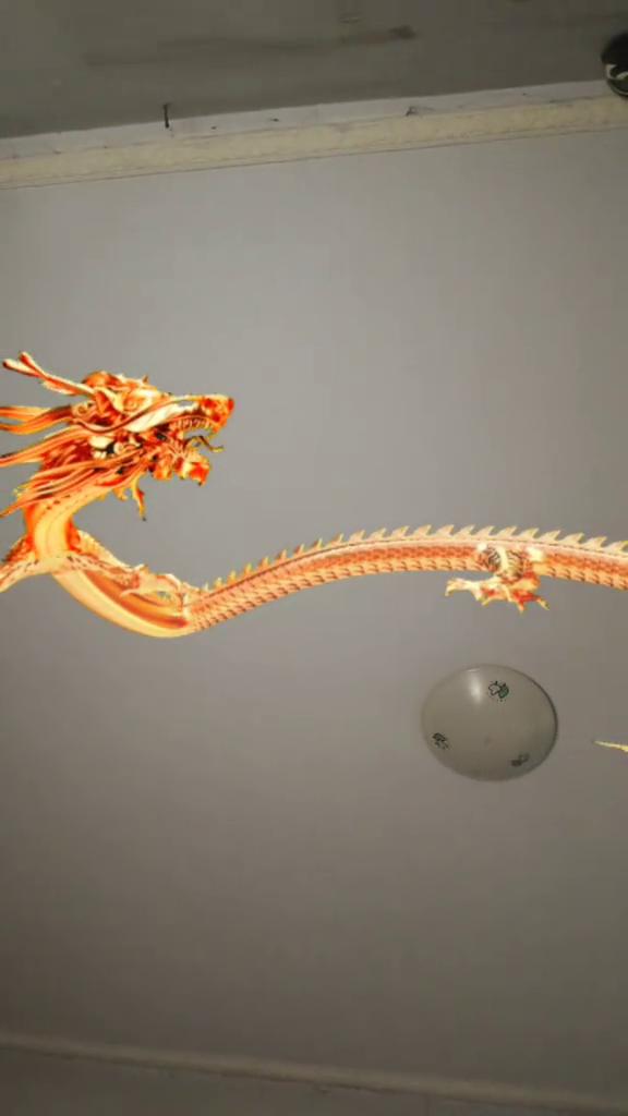 三月再见四月来，鸿运当头发大财，事业腾飞步步高，贵人相助乐淘淘，十月一号金库。