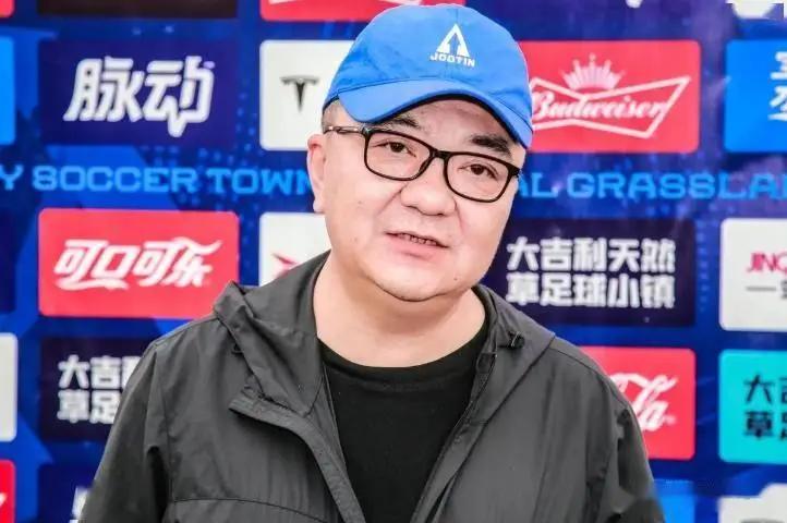 你说董路的足球小将成才率这么高，咋董路就进不了青训委员会呢？！

青训好的指标，