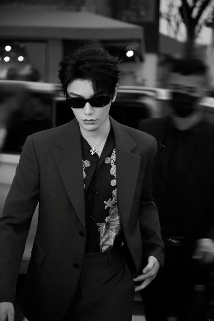 丁禹兮[超话]丁禹兮黑白交锋九宫格丁禹兮范思哲晚宴九宫格 丁禹兮范思哲晚宴黑白大