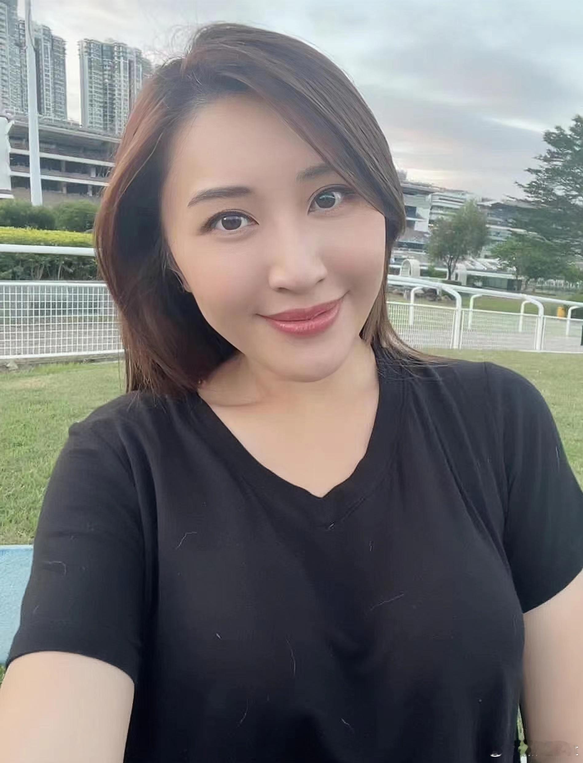 风韵美味熟阿姨爱情到来的味道 ​​​