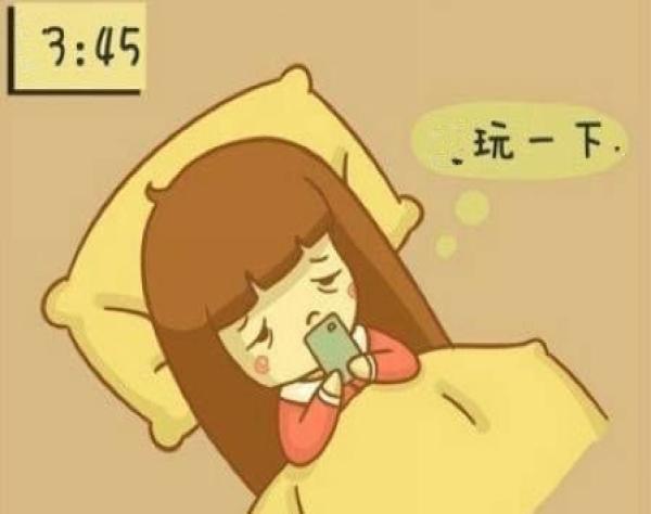 我发现一个规律：越混得好的人，朋友圈越像停尸房

上个月高中同学聚会，组织者建了
